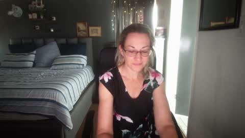 Ningifun couple online show from December 26, 7:24 am