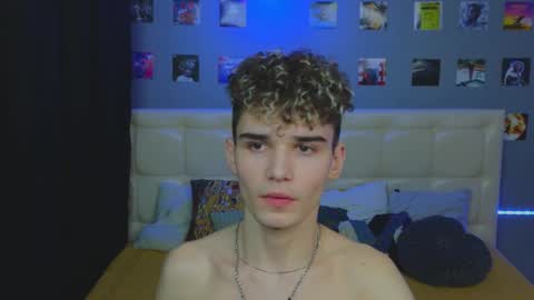 Snapshot of boicute chatting on January 26, 1:31 am ALEXPVT IS OPEN online show from January 26, 1:31 am