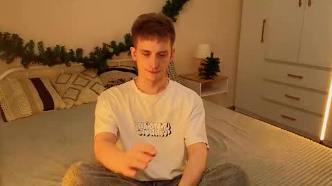 ALEXPVT IS OPEN online show from December 2, 1:39 pm