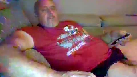 emilio online show from June 2, 2:02 am