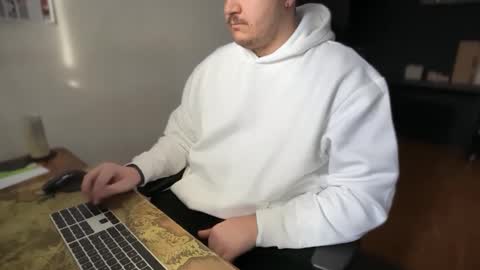 Snapshot of bokusa_ger_dev chatting on February 9, 2:10 pm Your Slave online show from February 9, 2:10 pm