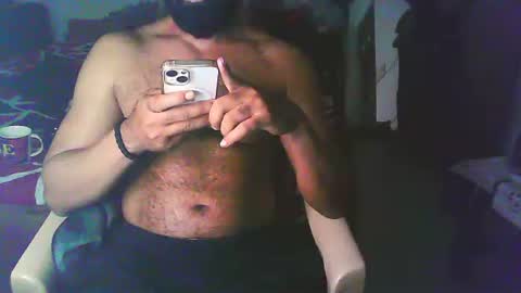 Chris B online show from December 15, 12:15 am