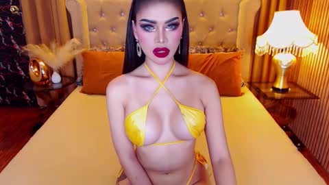 bombshellanita online show from November 18, 9:41 pm