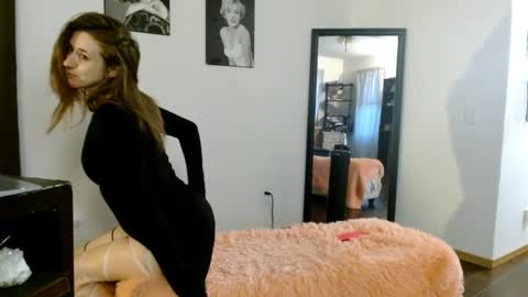 BombshellBaeby online show from September 20, 1:23 pm