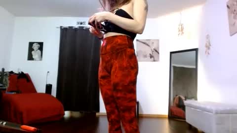 BombshellBaeby online show from November 23, 2:33 am