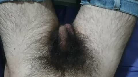 Snapshot of bomvemcam chatting on July 8, 9:25 am Im Bom - Tip if You Liked my Hairy Body - Private Show is Open - Read more about me in the bio below online show from July 8, 9:25 am