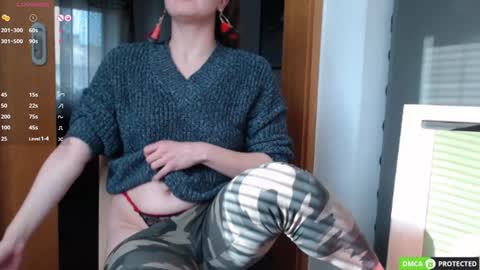 Snapshot of bon_appetits69 chatting on January 10, 11:54 am Luthien online show from January 10, 11:54 am