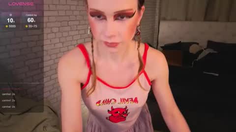 Karen online show from October 26, 3:51 pm