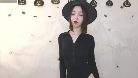 bondistar online show from October 30, 2:07 pm