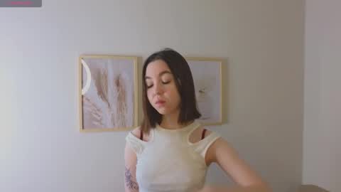 bondistar online show from November 6, 1:23 pm