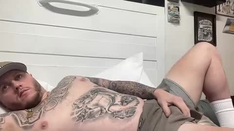 boner4you1994 online show from September 17, 1:51 am