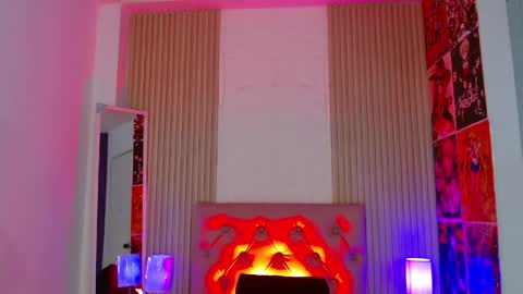 Snapshot of bonnali_lune chatting on May 25, 8:26 pm bonnali_lune online show from May 25, 8:26 pm