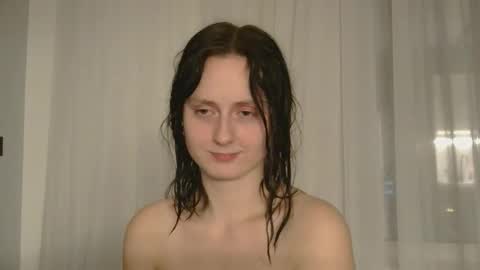 bonne_chance online show from November 4, 5:12 pm