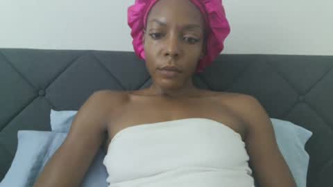 bonneebi online show from July 15, 7:41 pm