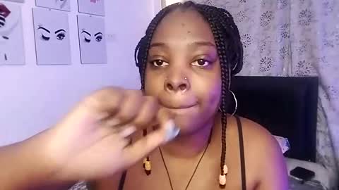 Snapshot of bonnie_ada1 chatting on October 12, 1:54 pm bonnie online show from October 12, 1:54 pm