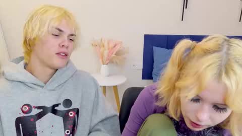 Jessy  Mark online show from October 1, 5:08 pm