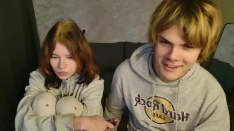 Snapshot of bonnie_and_c1yde chatting on April 25, 5:10 am Jessy Mark online show from April 25, 5:10 am