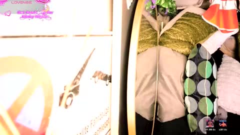 Bonnie and Clyde online show from March 7, 11:35 pm