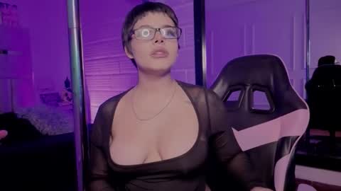 Bonnie Anderson  online show from May 19, 10:49 pm
