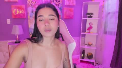 Bonnie online show from December 18, 11:24 am