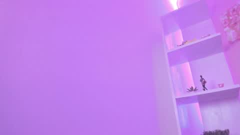 Bonnie online show from February 16, 2:10 pm