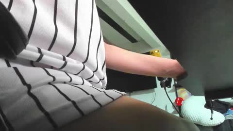 becky online show from November 25, 7:25 pm