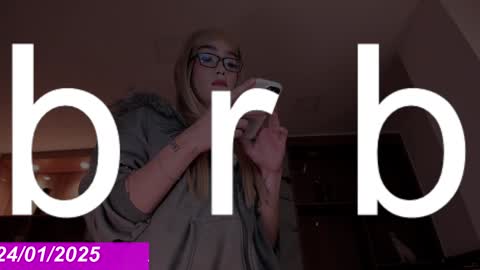 Bonnie Luxury online show from January 24, 8:23 am