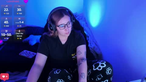 Bonnie Help me reach 500 likes online show from April 10, 5:06 pm