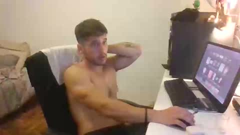 bonnie_x_clyde69 online show from May 7, 3:12 am