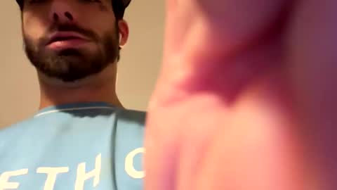 bonnieanclyde09 online show from September 16, 6:25 am