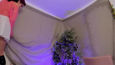   online show from October 10, 11:48 pm