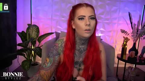 Bonnie Stylez online show from October 28, 5:00 am