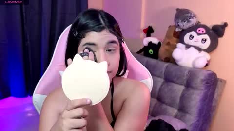 Karen online show from March 3, 6:47 pm