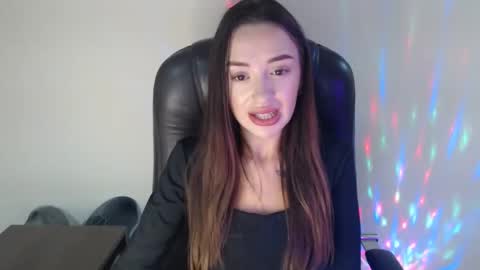 Snapshot of bonniexxx_ chatting on October 12, 7:07 am Bonnie online show from October 12, 7:07 am