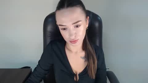 Snapshot of bonniexxx_ chatting on October 13, 7:30 am Bonnie online show from October 13, 7:30 am