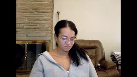 Snapshot of bonvivantb chatting on January 13, 4:23 pm Queen Bon Vivantt online show from January 13, 4:23 pm