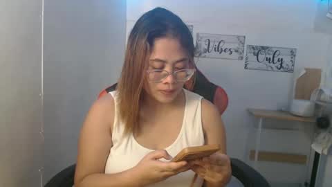 Snapshot of boobsvian chatting on January 8, 2:25 am Vian online show from January 8, 2:25 am