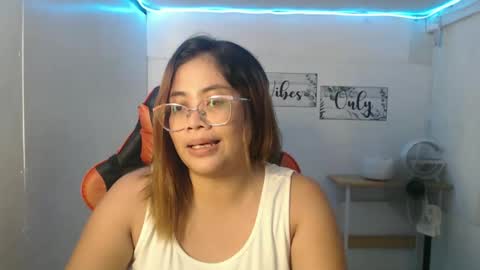 Snapshot of boobsvian chatting on January 13, 7:43 am Vian online show from January 13, 7:43 am