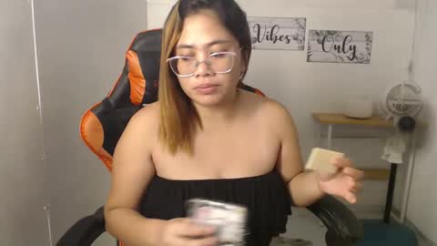 Snapshot of boobsvian chatting on January 15, 8:51 am Vian online show from January 15, 8:51 am