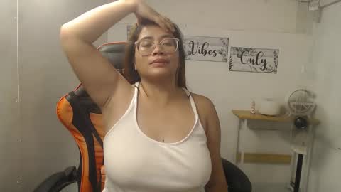 Snapshot of boobsvian chatting on January 21, 1:43 pm Vian online show from January 21, 1:43 pm