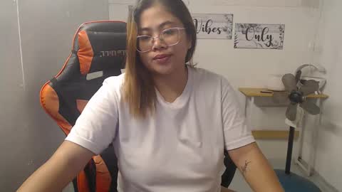 Snapshot of boobsvian chatting on February 1, 7:23 pm Vian online show from February 1, 7:23 pm