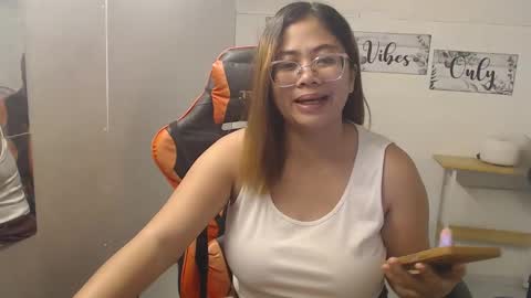 Snapshot of boobsvian chatting on February 6, 12:11 am Vian online show from February 6, 12:11 am