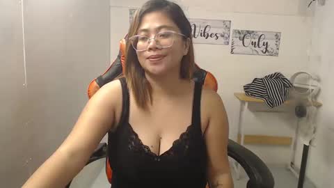 Snapshot of boobsvian chatting on February 10, 11:13 pm Vian online show from February 10, 11:13 pm