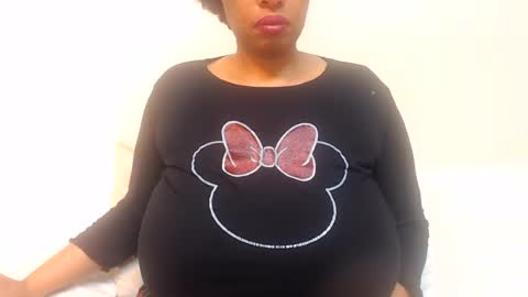 Snapshot of boobyqueen24 chatting on June 18, 7:07 pm boobyqueen online show from June 18, 7:07 pm