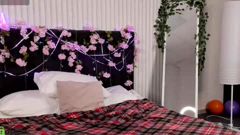 Milena online show from November 12, 3:18 am