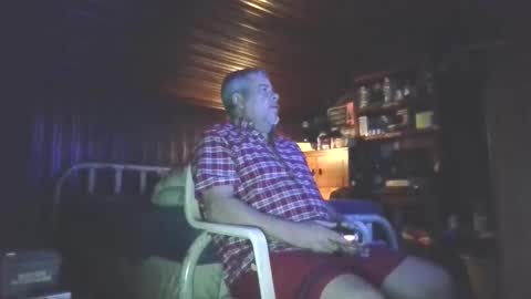 Booshwa online show from December 5, 8:34 am