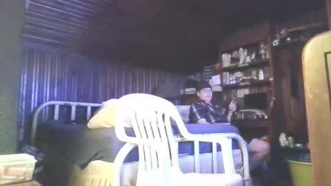 Booshwa online show from February 20, 7:03 pm