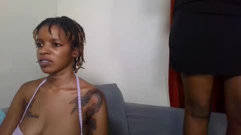Snapshot of bootie_caramel chatting on May 1, 12:43 pm bootie_caramel online show from May 1, 12:43 pm