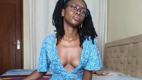 Heather online show from October 23, 2:22 am