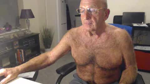 Snapshot of boppy21 chatting on September 21, 7:04 pm Boppy21 online show from September 21, 7:04 pm